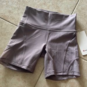 ✨NWT LULULULEMON WUNDER TRAIN MESH PANEL HR SHORT 6”✨
